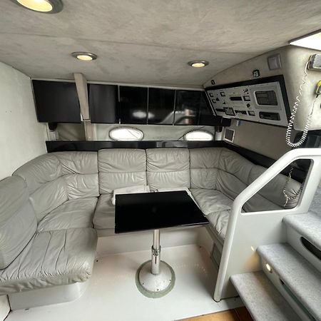 Une Nuit Atypique Sur Un Bateau Linge Et Menage Inclus - Boat Paradise La Rochelle La Rochelle  Exterior photo